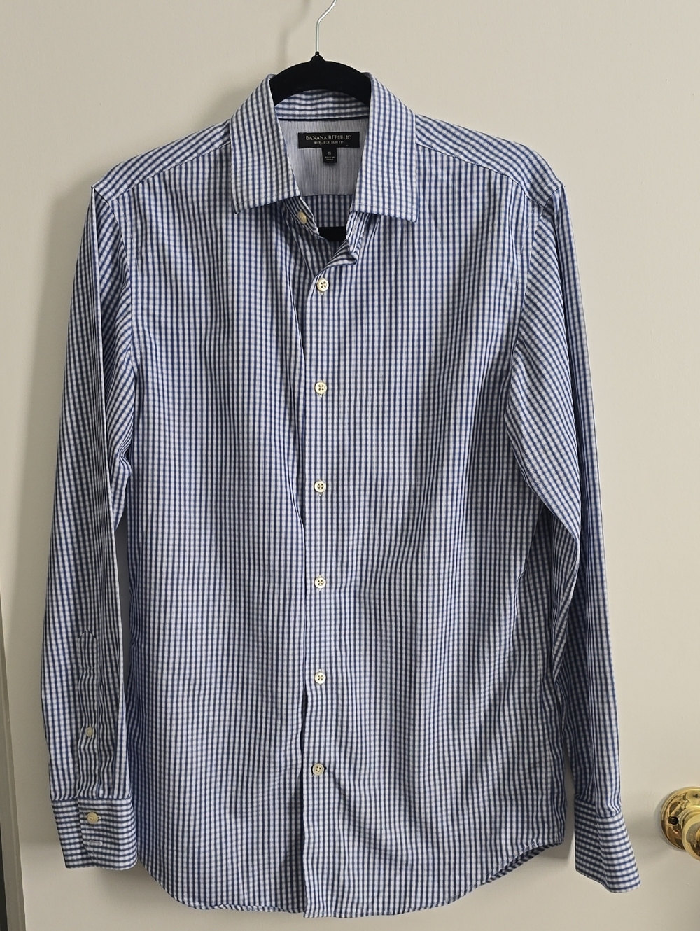 Banana Republic Blue and White Gingham Button-Down Shirt